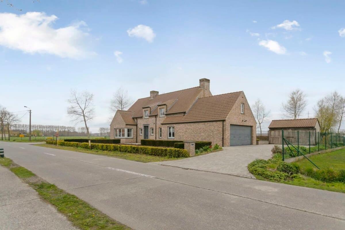Huswell - Family House With A Beautiful View In Damme Βίλα Μπριζ Εξωτερικό φωτογραφία